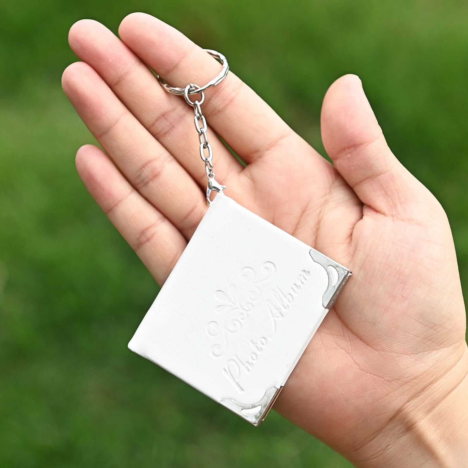 Custom Retro Photo Keychain – 5/10 Pic Album