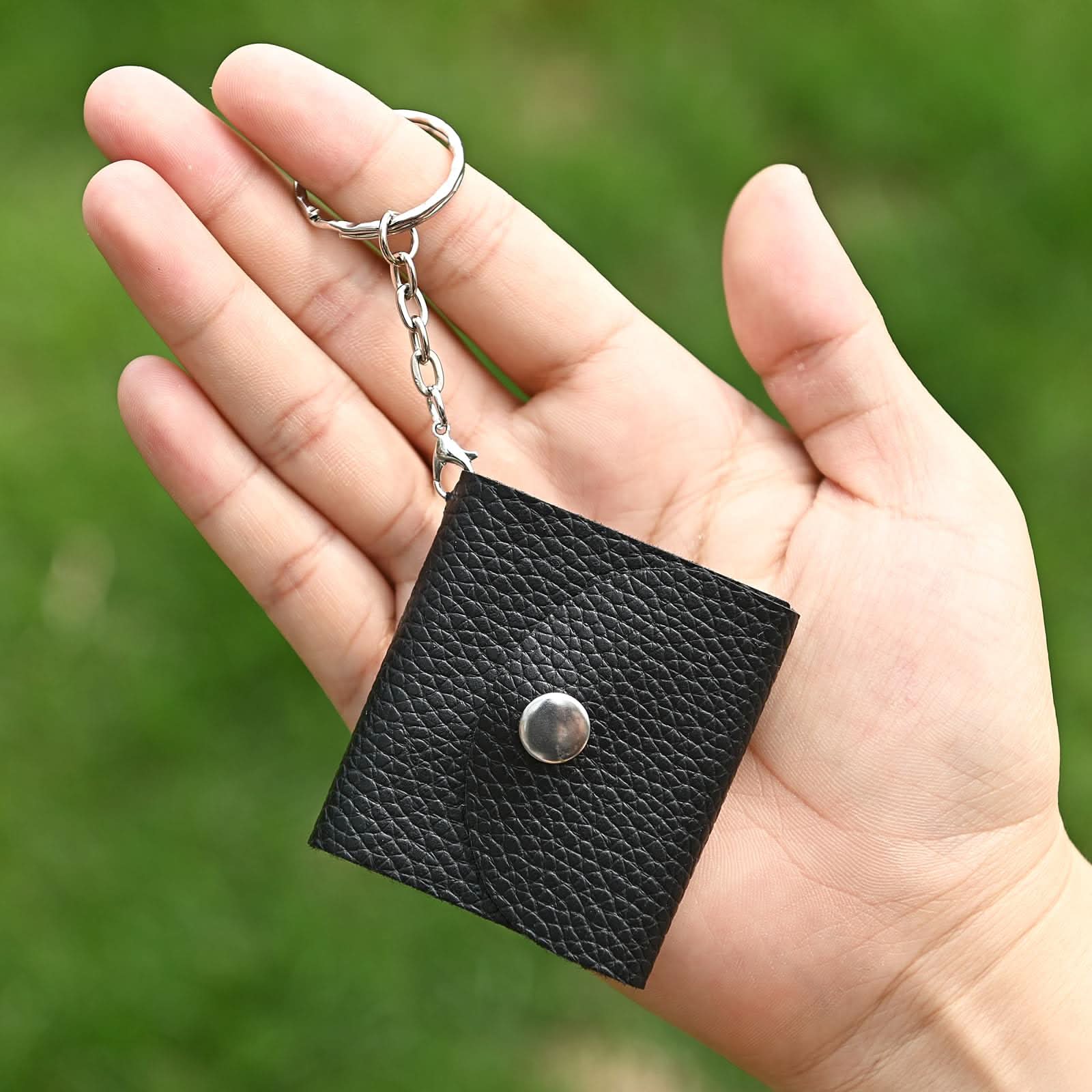 Custom Leather Photo Keychain – Mini Album Gift
